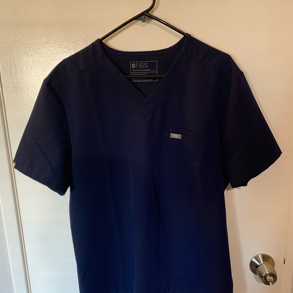 Figs slim Leon three pocket scrub top - Picture 2 of 3